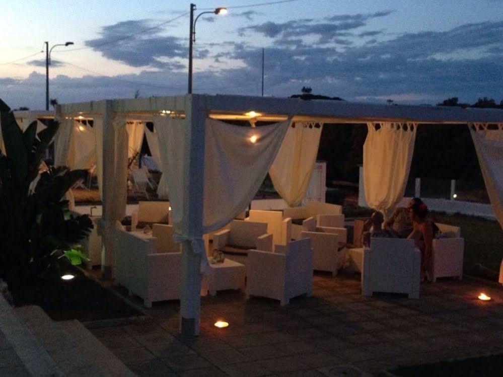 Oasis Park Hotel Torre dell'Orso Luaran gambar