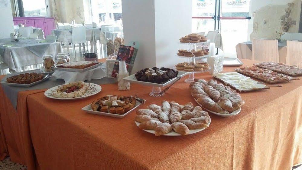 Oasis Park Hotel Torre dell'Orso Luaran gambar