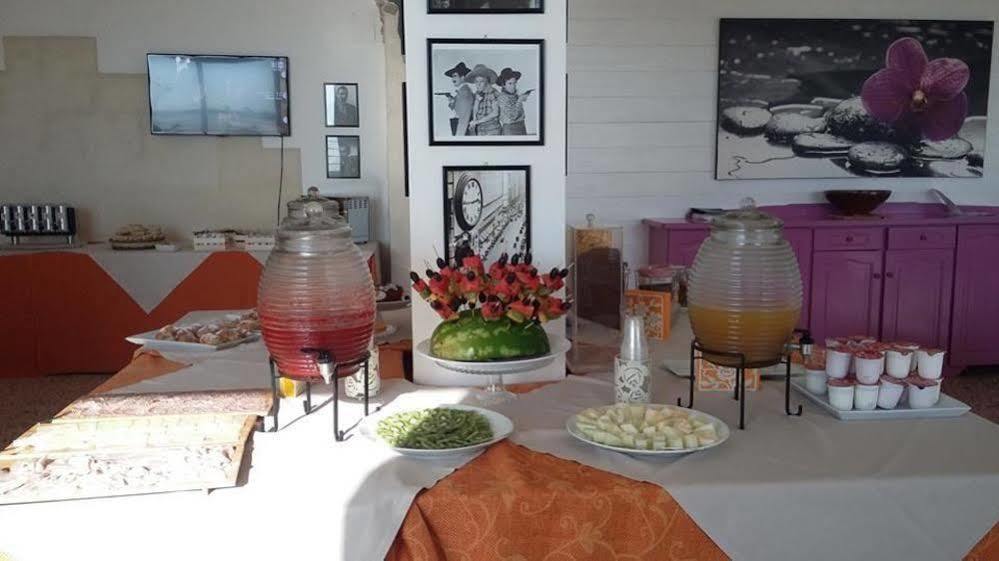 Oasis Park Hotel Torre dell'Orso Luaran gambar