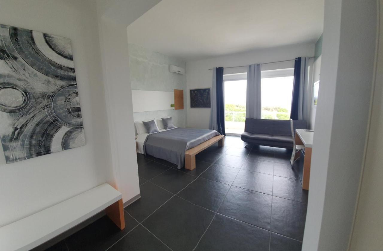 Oasis Park Hotel Torre dell'Orso Luaran gambar